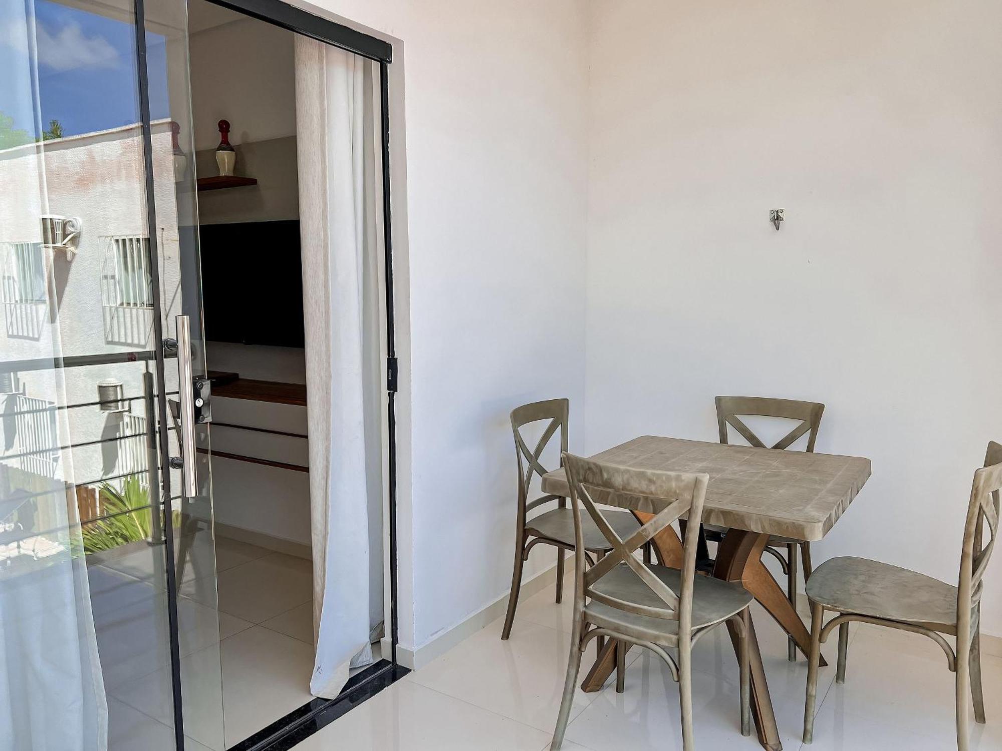 Casa de férias Taperapua Beachside Retreat: Poolside With Ocean-view Balcony Porto Seguro