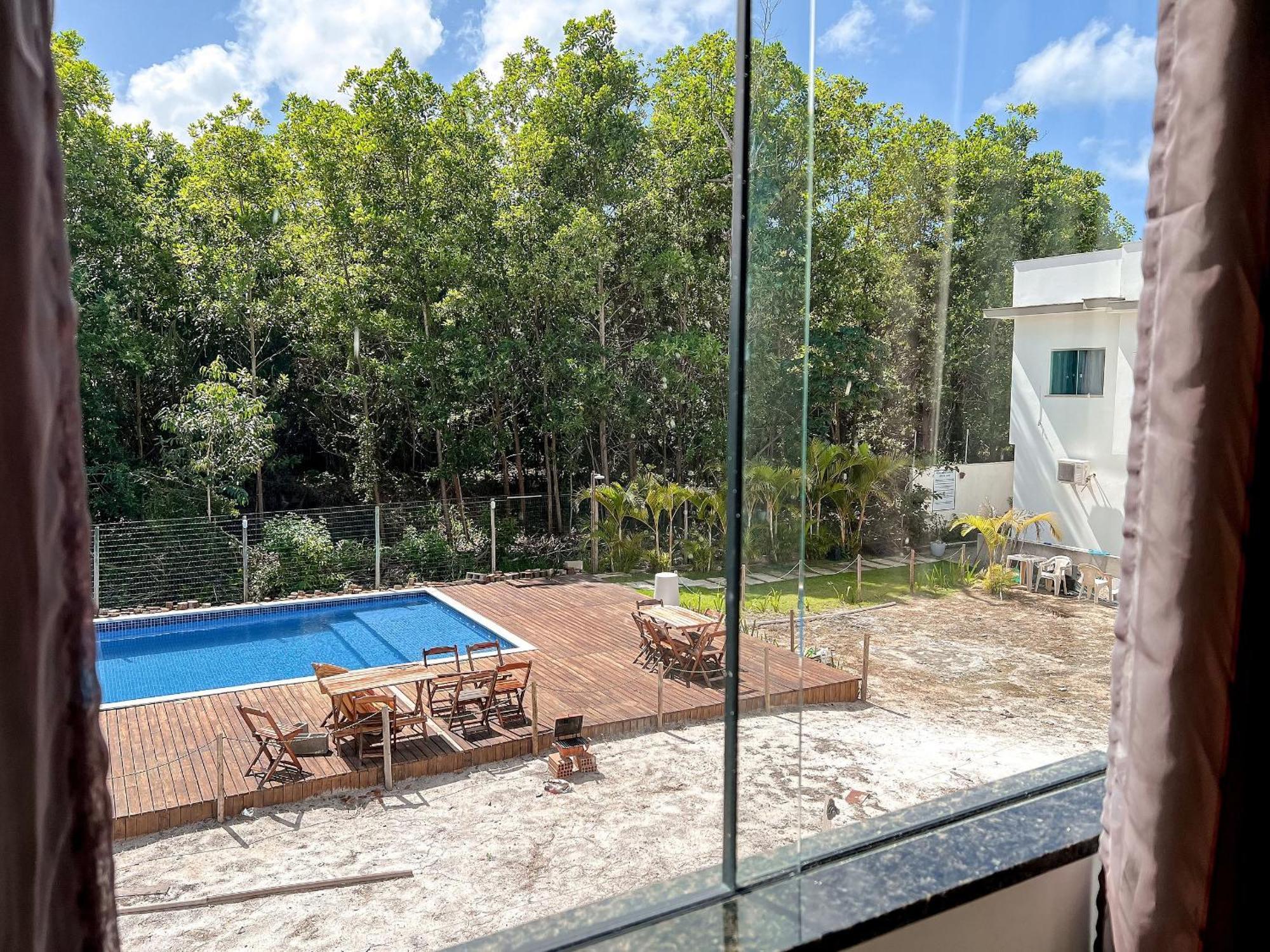 Taperapua Beachside Retreat: Poolside With Ocean-view Balcony Holiday home *